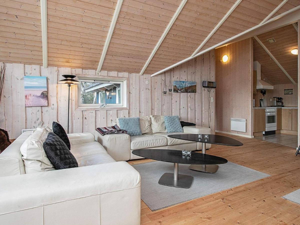 Four-Bedroom Holiday Home In Vaeggerlose 8 Boto By ภายนอก รูปภาพ